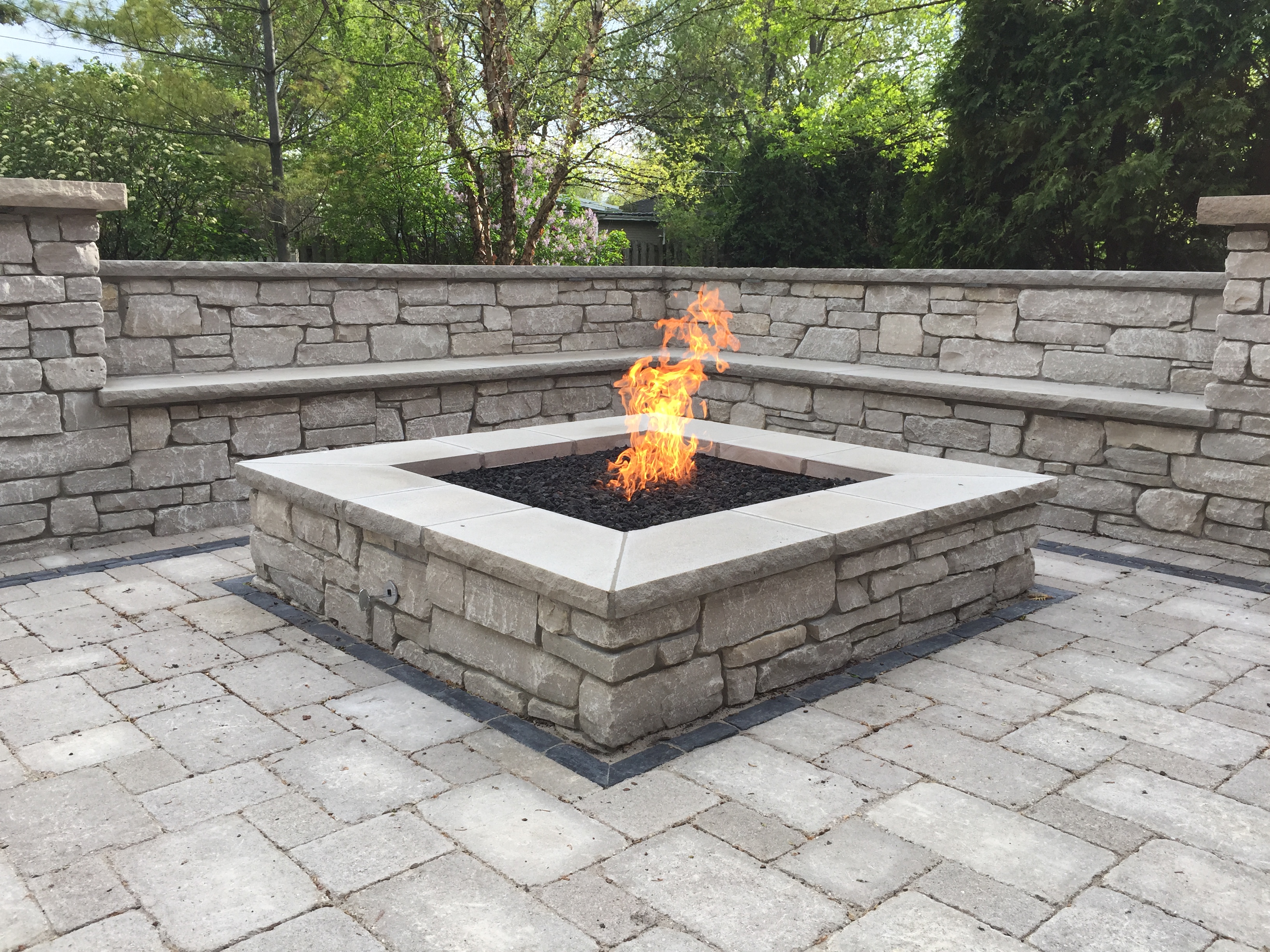 Firepit Natural Stone (4) - Pavestone Brick ...