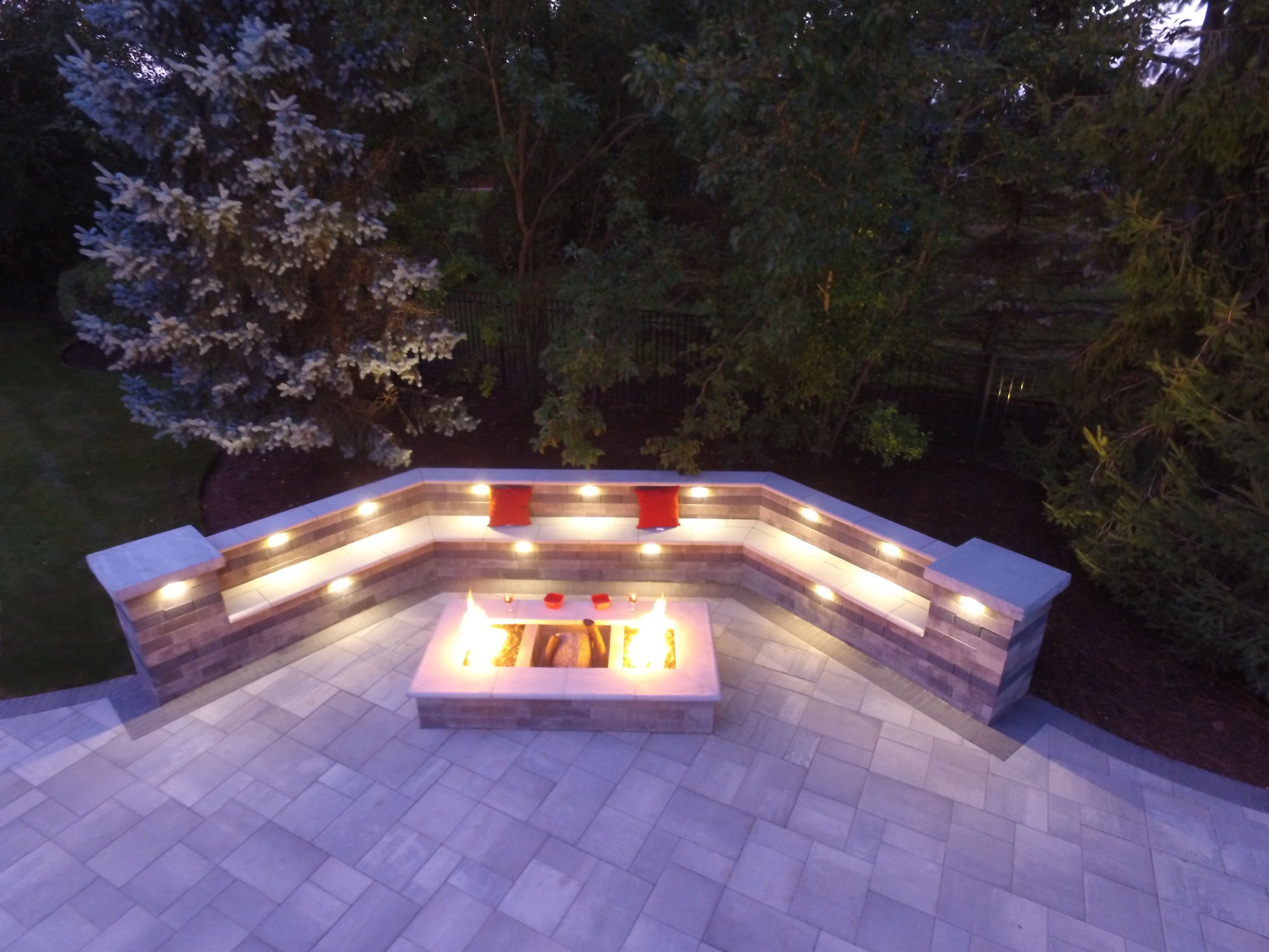 Pavestone Landscape Lighting