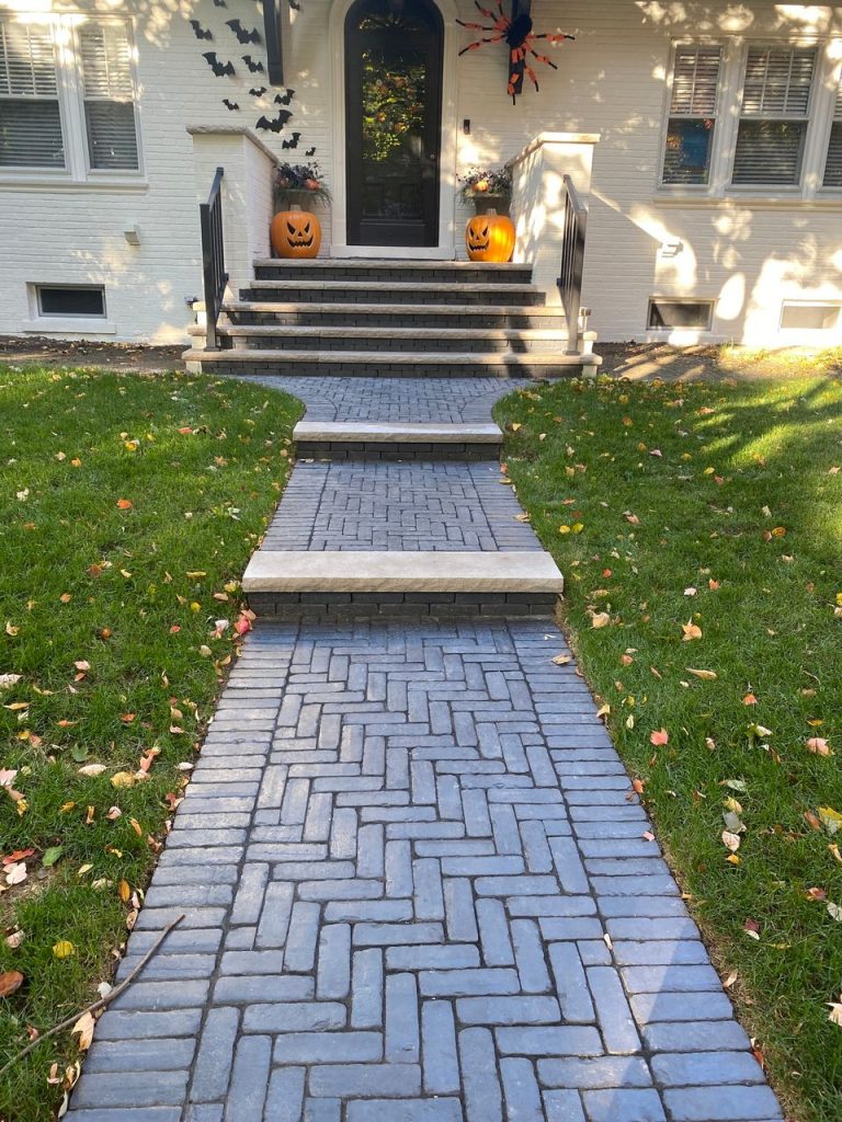 outdoor paver  walkway