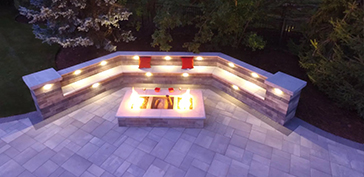 Pavestone-Landscape-Lighting