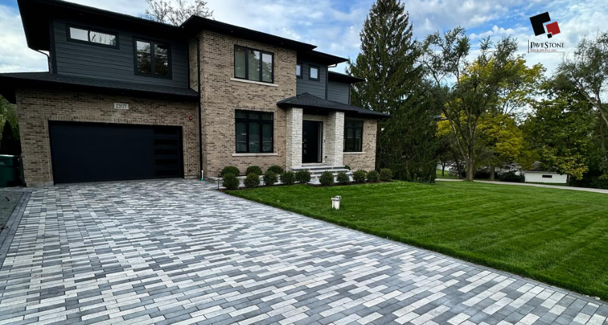 paver driveway installed by Pavestone Brick Paving